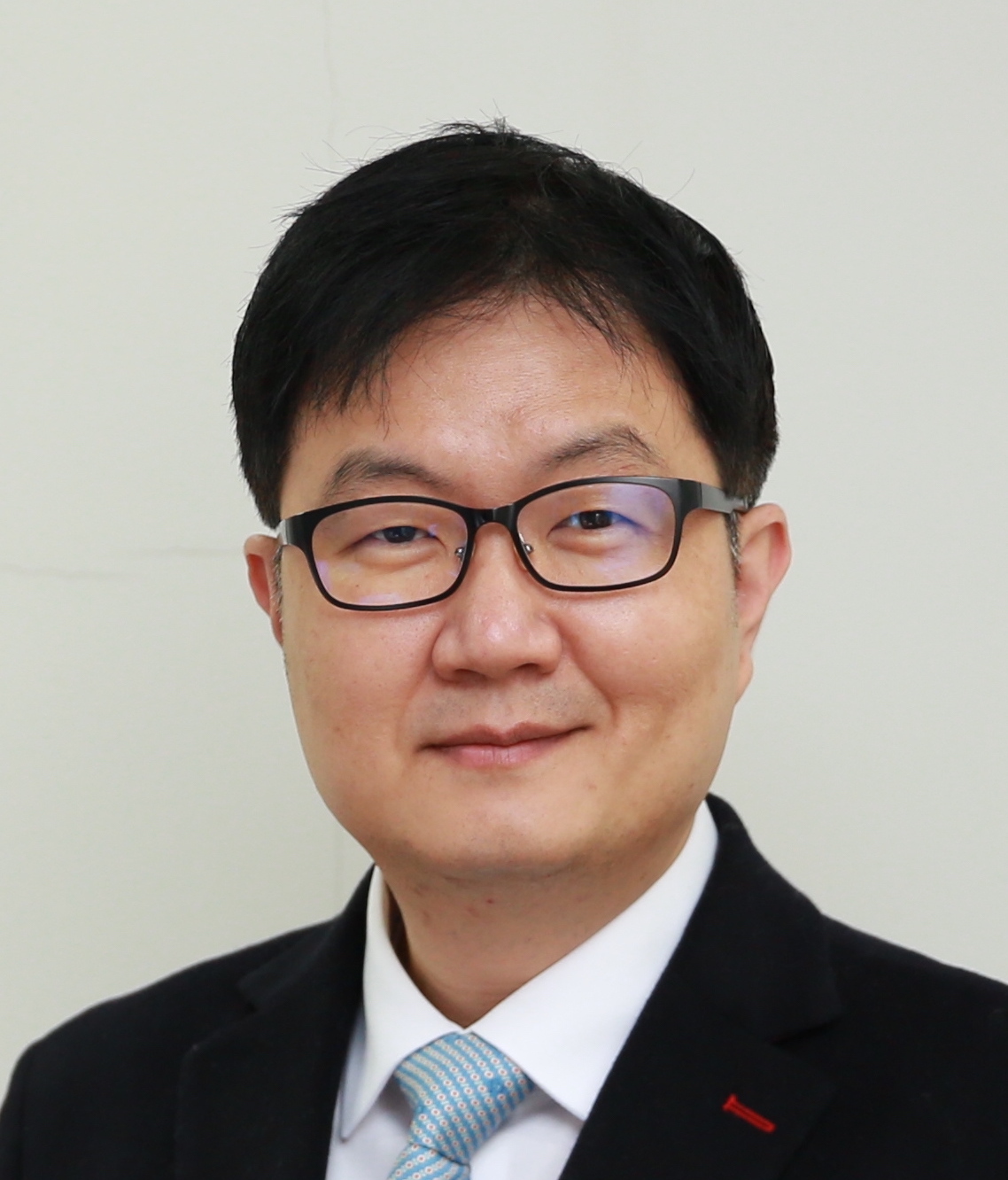 Chair and Professor of Chemistry and Nanoscience, Kwon, Yong-Uk 